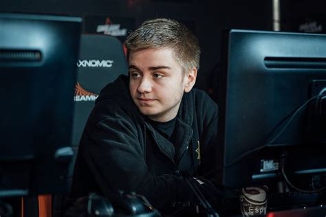 notail dota 2.